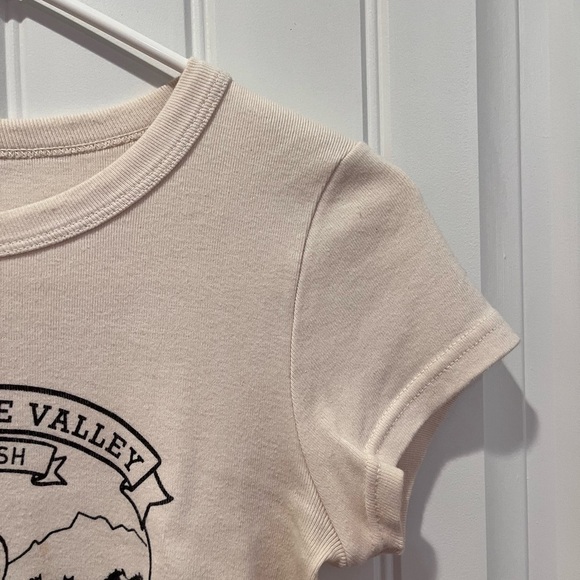 Brandy Melville Yellowstone Graphic Top Western Southern Coquette Cottagecore - Picture 3 of 8